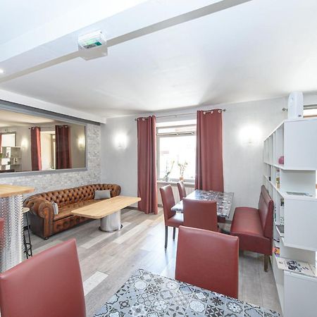 Hotel Des Voyageurs Pont-de-Roide Buitenkant foto