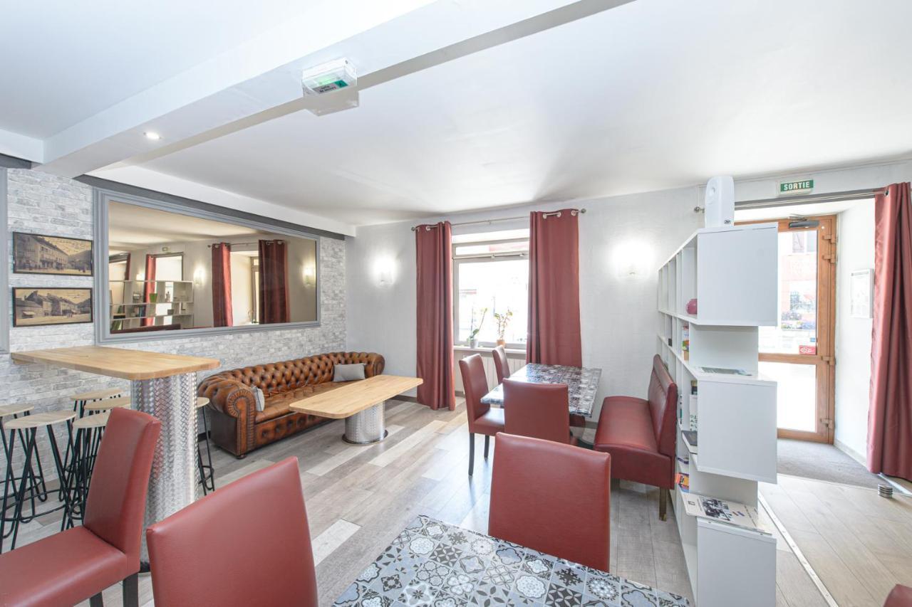 Hotel Des Voyageurs Pont-de-Roide Buitenkant foto